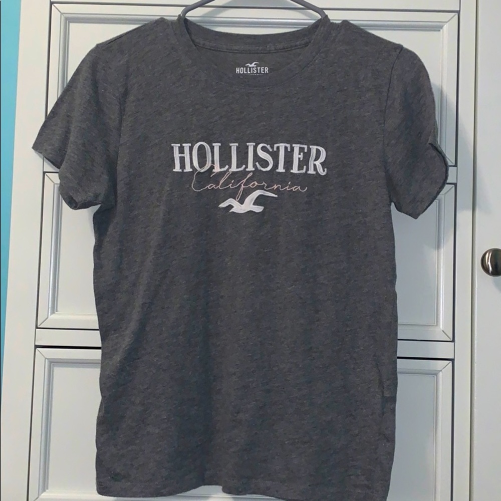 hollister grey logo tee